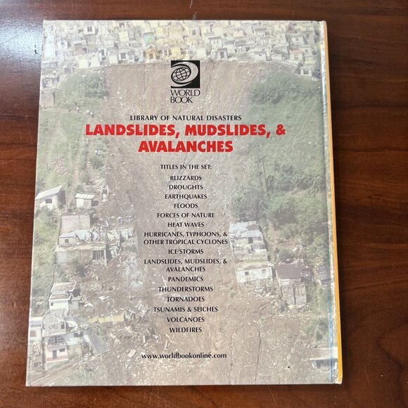 WORLD BOOK Library Of Natural Disasters Set 7 Hardcover Reference Books Vintage - Picture 15 of 16